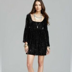 Free People Black Velvet Solid Oh So Easy Babydoll Dress size L